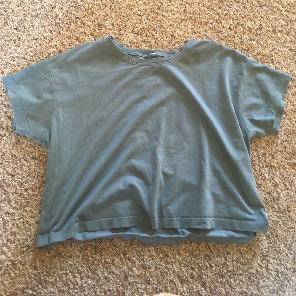 Cates Crop Tee Lululemon Size 4